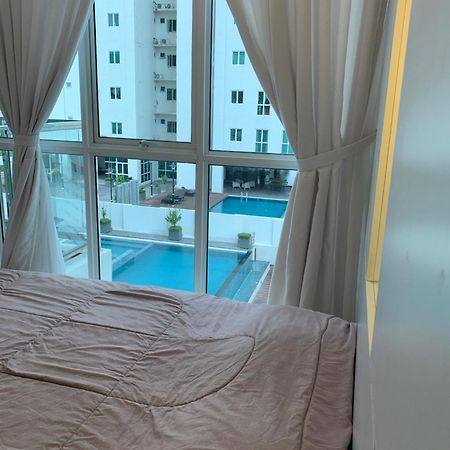 Straits Garden Suites By Yen'S Sojourn George Town Exterior photo
