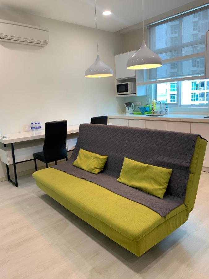 Straits Garden Suites By Yen'S Sojourn George Town Exterior photo